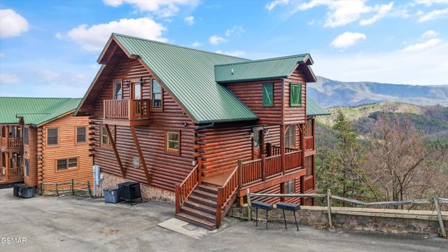 3032 Hickory Lodge Drive, Sevierville, TN 37862