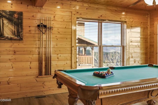 3032 Hickory Lodge Drive, Sevierville, TN 37862