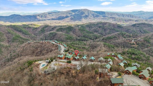 3032 Hickory Lodge Drive, Sevierville, TN 37862