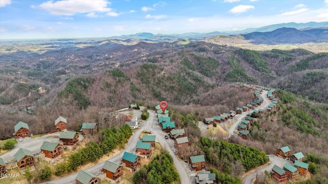 3032 Hickory Lodge Drive, Sevierville, TN 37862