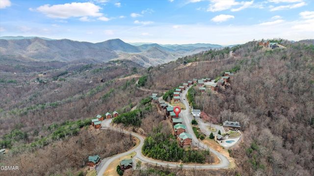 3032 Hickory Lodge Drive, Sevierville, TN 37862