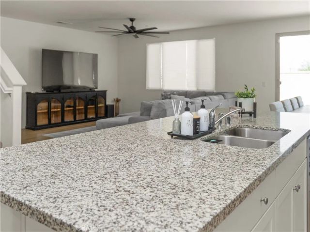 4728 Goldfinch, Hemet, CA 92545