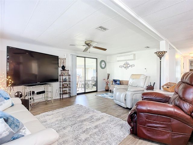 812 SWALLOW LANE M142, Osteen, FL 32764