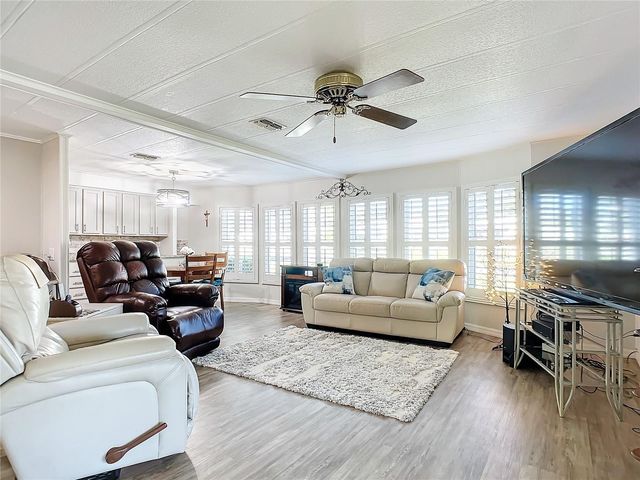 812 SWALLOW LANE M142, Osteen, FL 32764