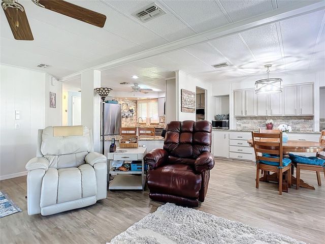 812 SWALLOW LANE M142, Osteen, FL 32764