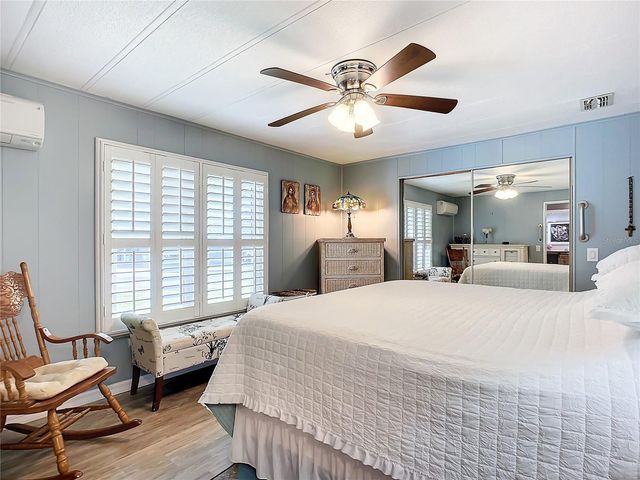 812 SWALLOW LANE M142, Osteen, FL 32764