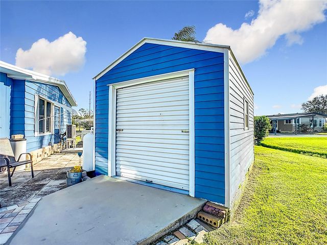 812 SWALLOW LANE M142, Osteen, FL 32764