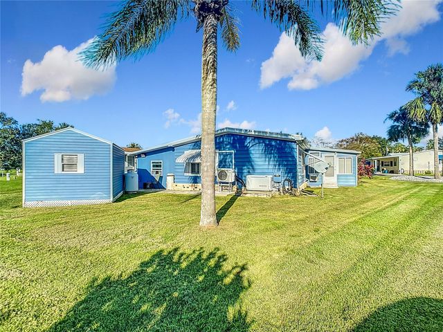 812 SWALLOW LANE M142, Osteen, FL 32764