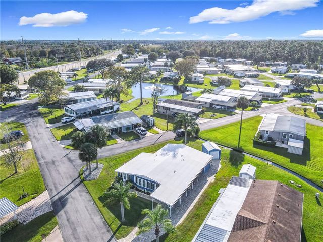 812 SWALLOW LANE M142, Osteen, FL 32764