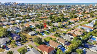 560 109th AVE N, Naples, FL 34108