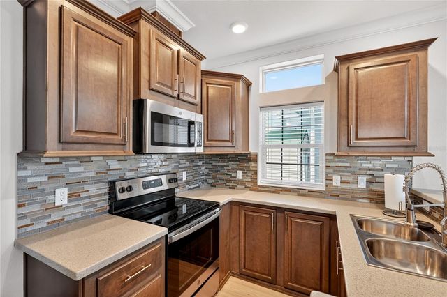 2450 CYPRESS STREET, Clermont, FL 34714