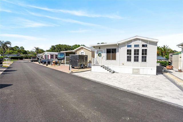 2450 CYPRESS STREET, Clermont, FL 34714