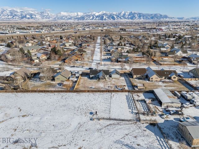 375 Mactavish Lane, Belgrade, MT 59714