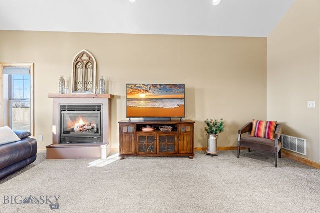 375 Mactavish Lane, Belgrade, MT 59714