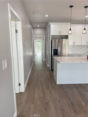 5272 Barcelona, La Palma, CA 90623