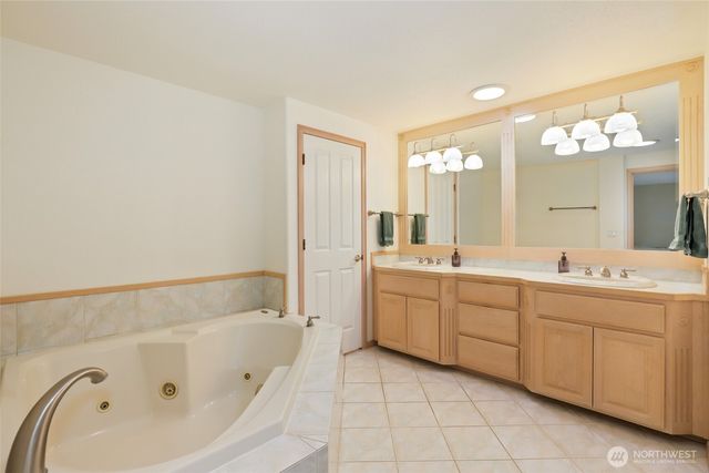 4706 Caldwell Road E, Edgewood, WA 98372