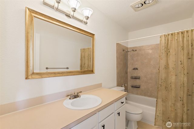 4706 Caldwell Road E, Edgewood, WA 98372