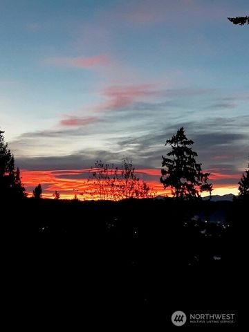 4706 Caldwell Road E, Edgewood, WA 98372