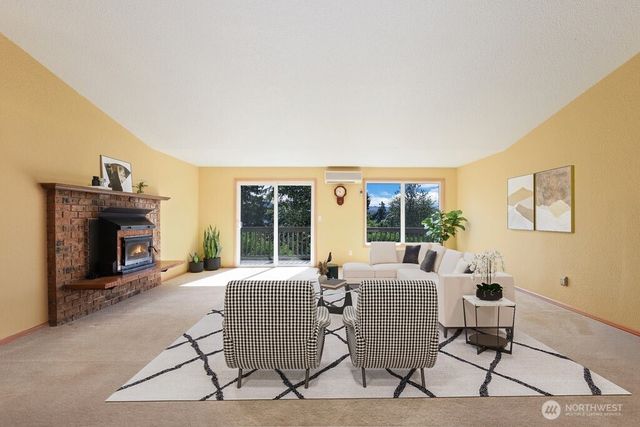 4706 Caldwell Road E, Edgewood, WA 98372