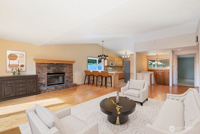 4706 Caldwell Road E, Edgewood, WA 98372