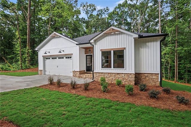 1632 McClung Road, Hiram, GA 30141