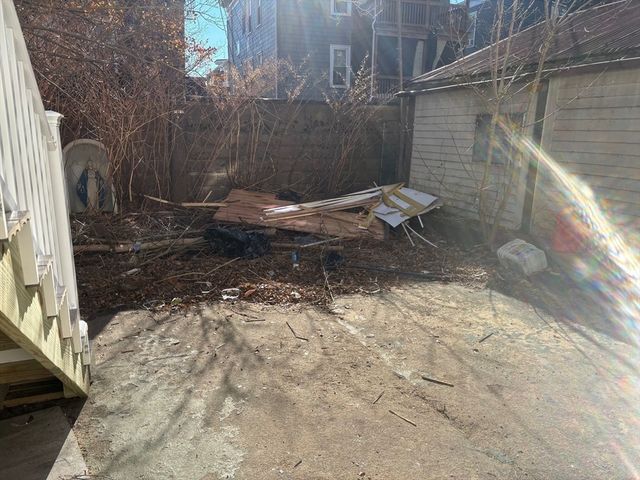 37 Longfellow St, Boston, MA 02122