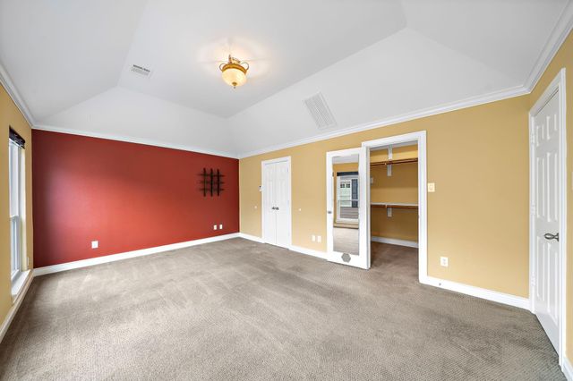2927 Clinton Drive, Houston, TX 77020