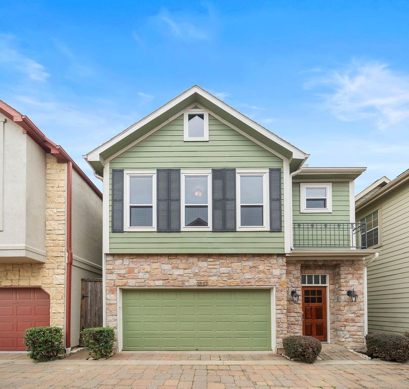 2927 Clinton Drive, Houston, TX 77020