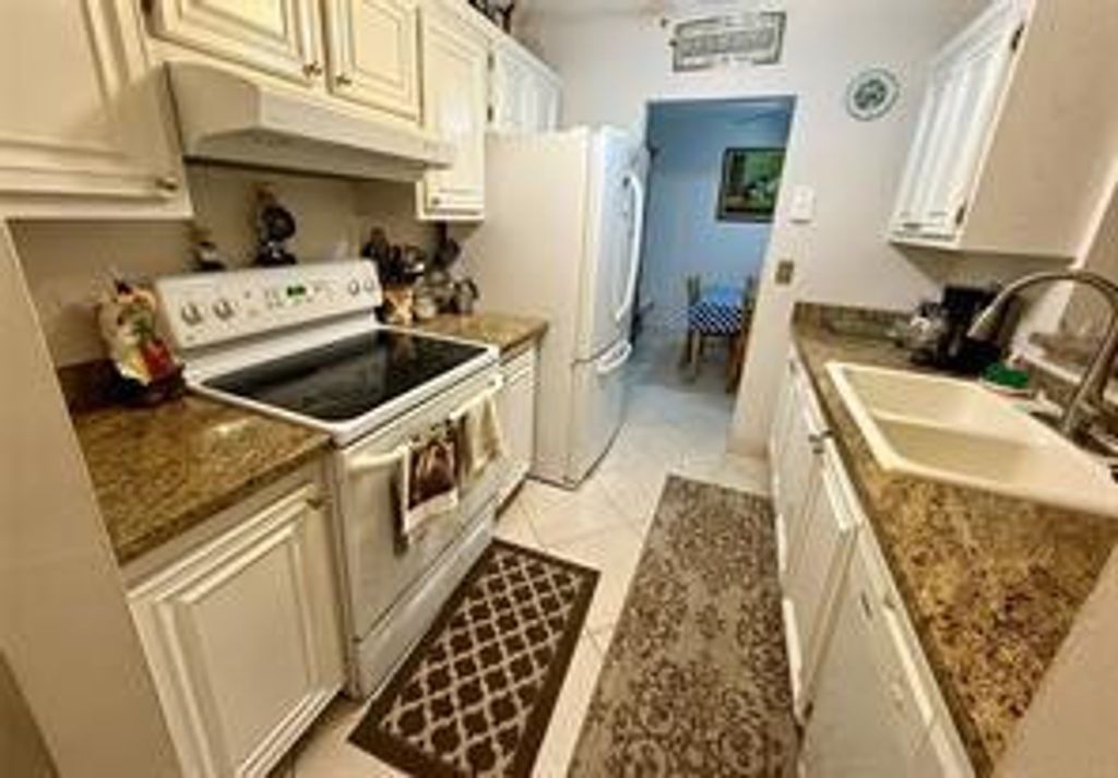 1009 N Ocean Boulevard 502, Pompano Beach, FL 33062