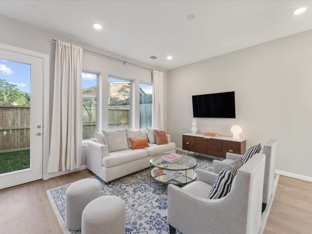 3422 Mansfield Street, Houston, TX 77091