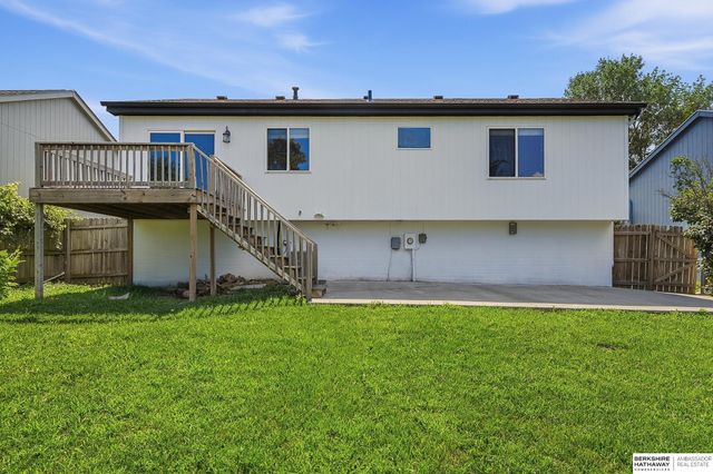 4215 N 170th Street, Omaha, NE 68116