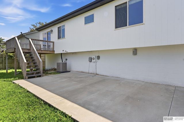 4215 N 170th Street, Omaha, NE 68116