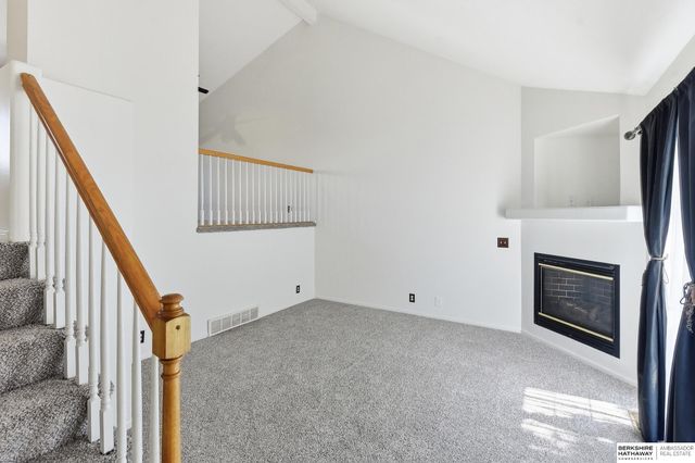 4215 N 170th Street, Omaha, NE 68116