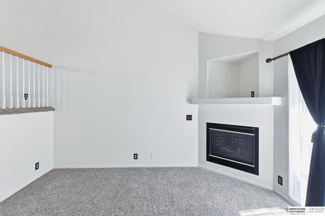 4215 N 170th Street, Omaha, NE 68116