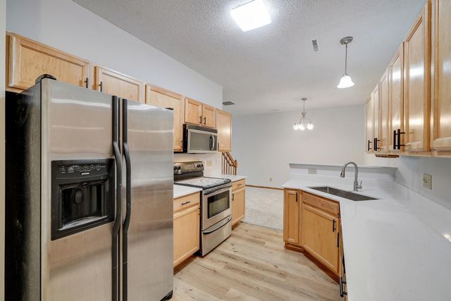 966 Princeton Avenue, Shakopee, MN 55379
