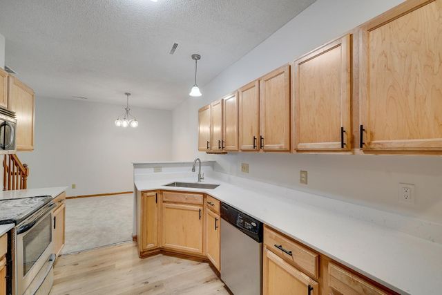 966 Princeton Avenue, Shakopee, MN 55379