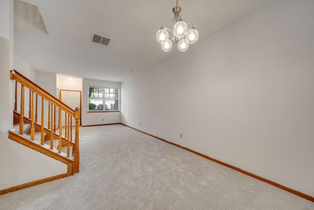 966 Princeton Avenue, Shakopee, MN 55379