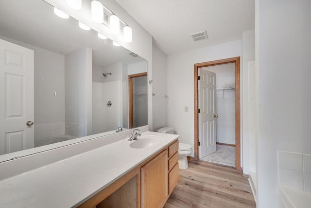 966 Princeton Avenue, Shakopee, MN 55379