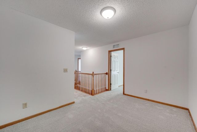 966 Princeton Avenue, Shakopee, MN 55379