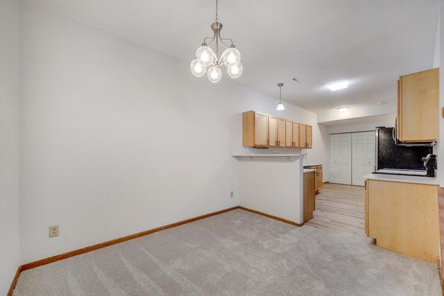 966 Princeton Avenue, Shakopee, MN 55379