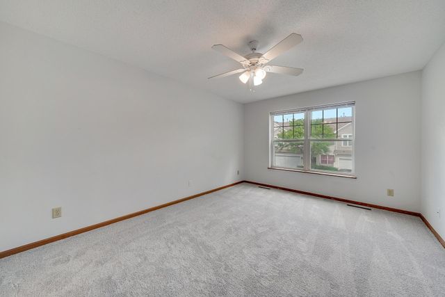 966 Princeton Avenue, Shakopee, MN 55379