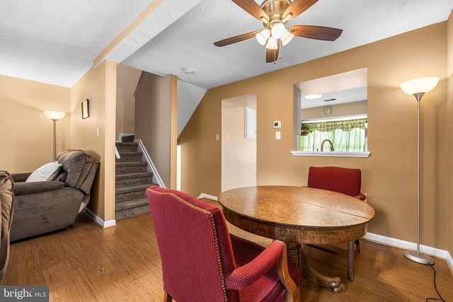 942 GAMING SQ, Hampstead, MD 21074