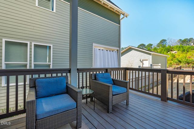 646 Great Ridge Parkway, Chapel Hill, NC 27516