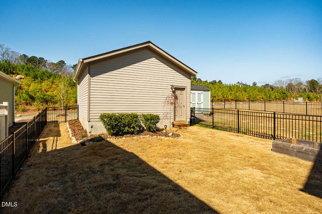 646 Great Ridge Parkway, Chapel Hill, NC 27516