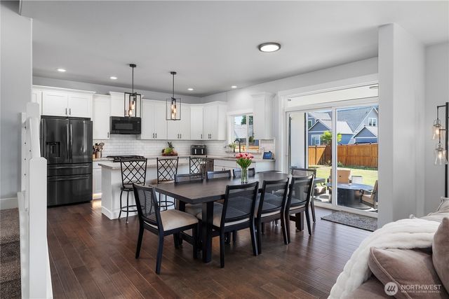 8608 Horizon Lane SE, Olympia, WA 98501