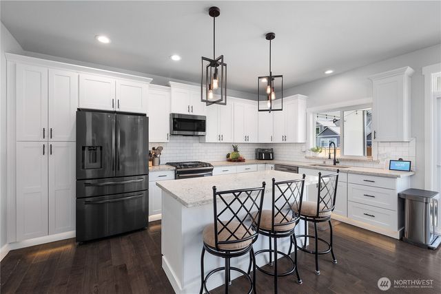 8608 Horizon Lane SE, Olympia, WA 98501