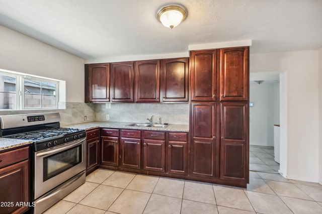 4441 S 8TH Street, Phoenix, AZ 85040