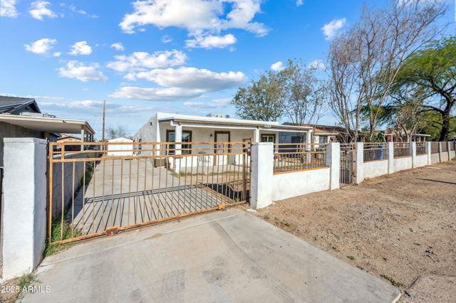 4441 S 8TH Street, Phoenix, AZ 85040