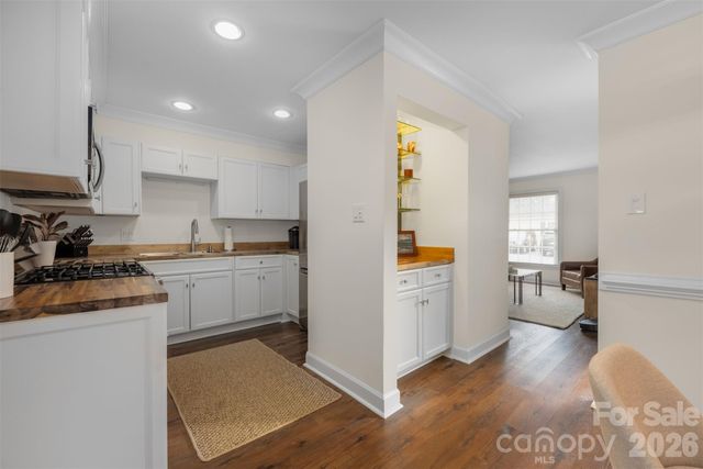 3520 Colony Road F, Charlotte, NC 28211