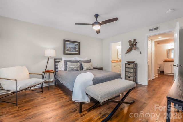 3520 Colony Road F, Charlotte, NC 28211